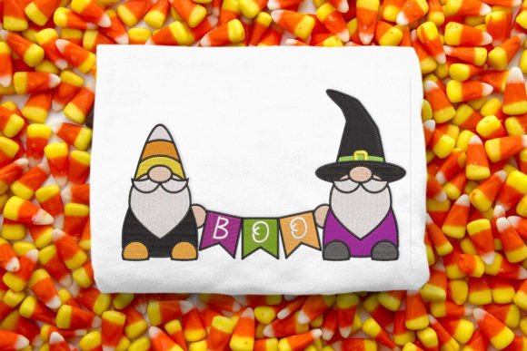 Halloween Gnomes with Boo Sign